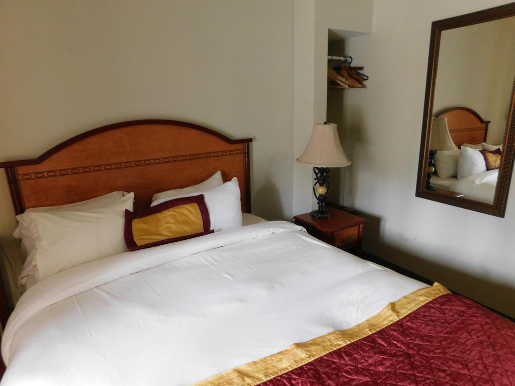 Hotel A2K Montreal Luaran gambar